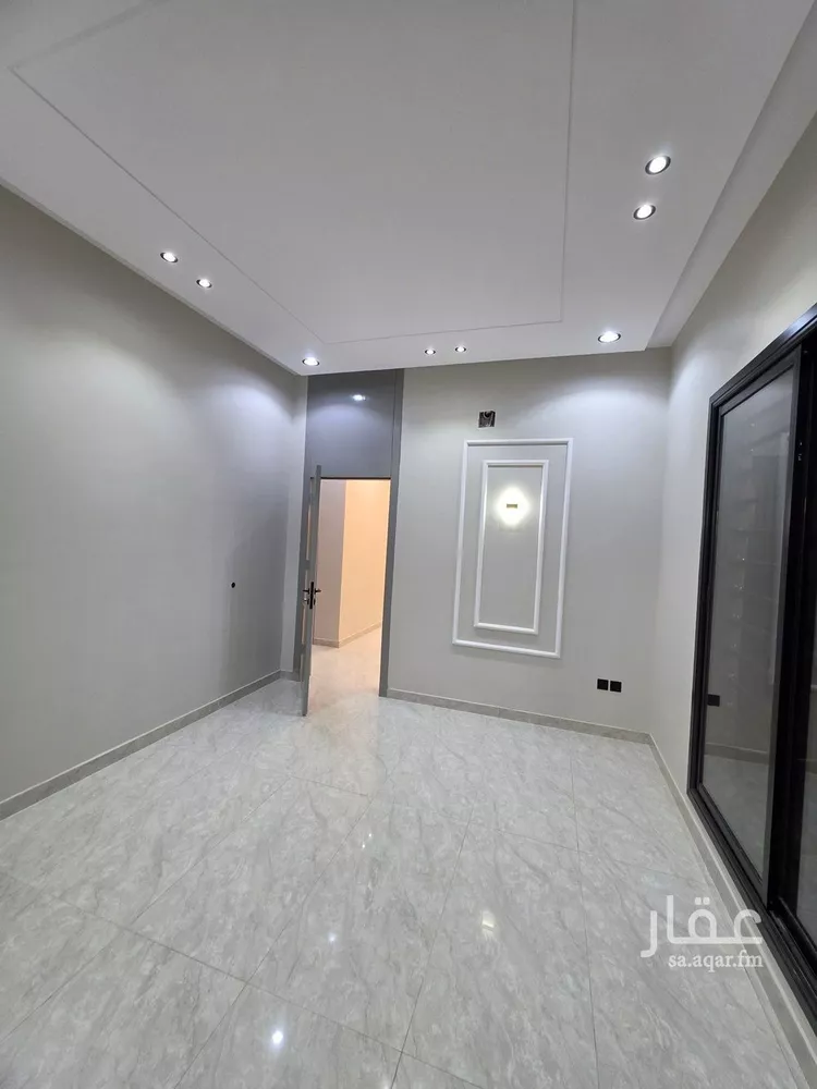 دور للبيع في شارع الحسن بن الهيثم, حي عكاظ, مدينة الرياض, منطقة الرياض