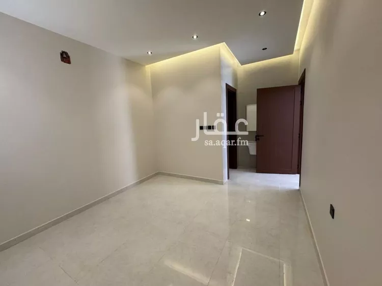 فيلا للبيع في شارع حميدة الإبراهيمي, حي العوالي, مدينة الرياض, منطقة الرياض 24