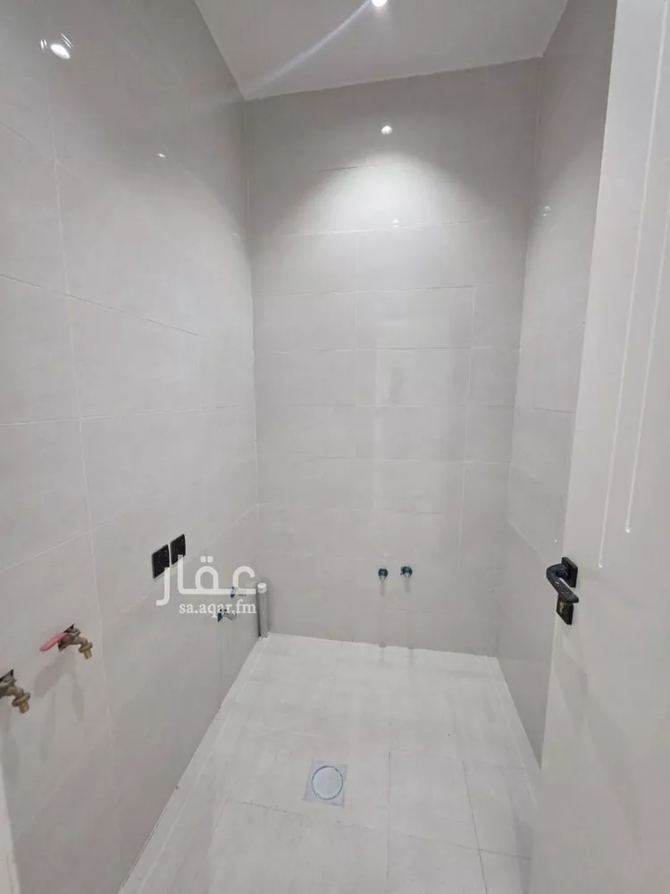 Floor for Sale in Riyadh Sultanah 7