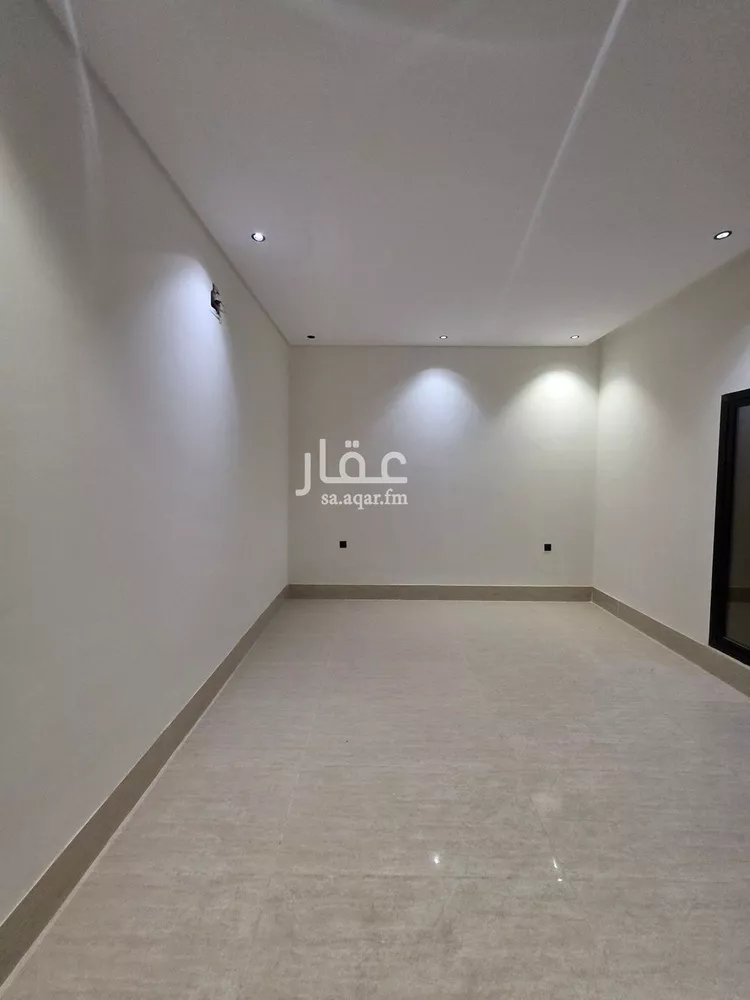 Floor for Sale in Riyadh Tuwaiq 10