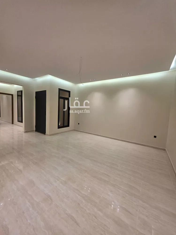 Floor for Sale in Riyadh Dirab 7