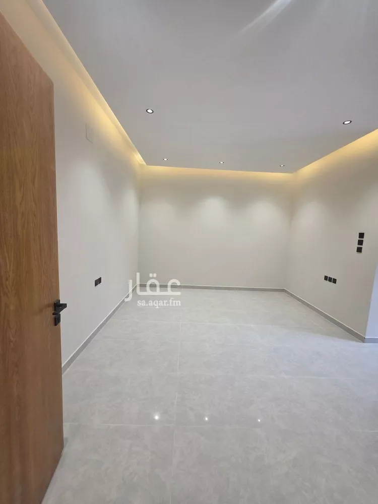 دور للبيع في شارع قرية الجدية, حي ديراب, مدينة الرياض, منطقة الرياض 6
