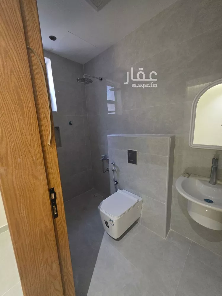 دور للبيع في شارع قرية الجدية, حي ديراب, مدينة الرياض, منطقة الرياض 7
