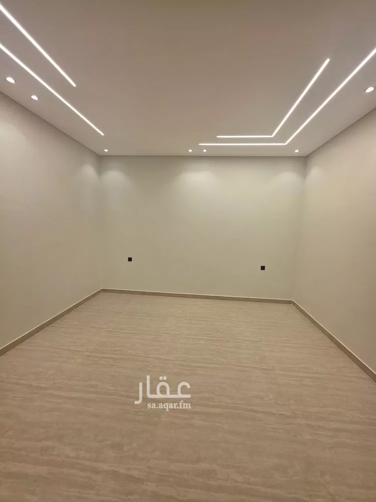 Floor for Sale in Riyadh Tuwaiq 15