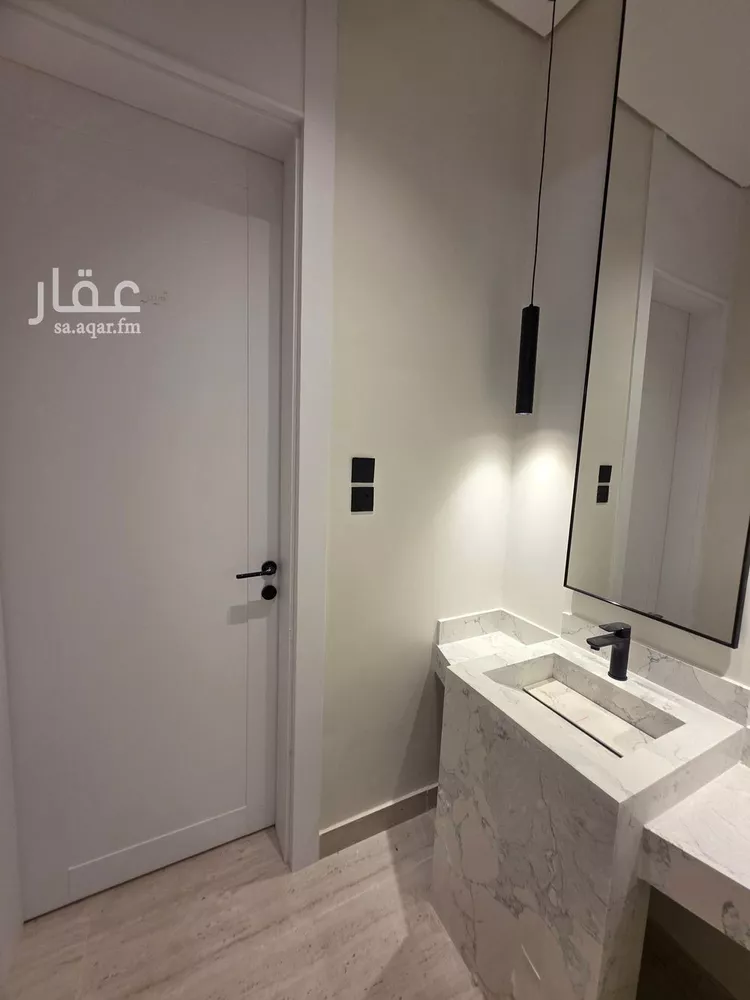 شقة للبيع في شارع الحسن بن الهيثم, حي عكاظ, مدينة الرياض, منطقة الرياض 7