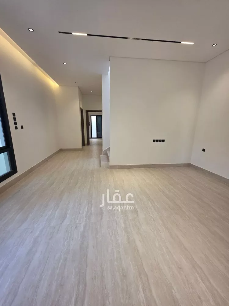 فيلا للبيع في شارع الحسن بن أحمد الجلال, حي المهدية, مدينة الرياض, منطقة الرياض صورة 4