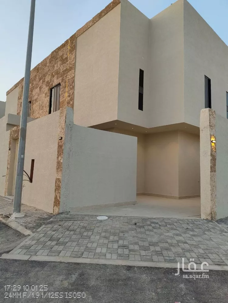 فيلا للبيع في شارع محرز بن سلمة, حي ديراب, مدينة الرياض, منطقة الرياض صورة 2
