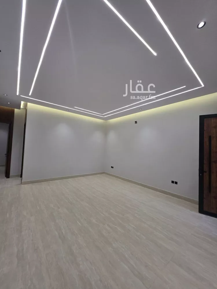 دور للبيع في شارع محمد صالح امام, حي العوالي, مدينة الرياض, منطقة الرياض 8
