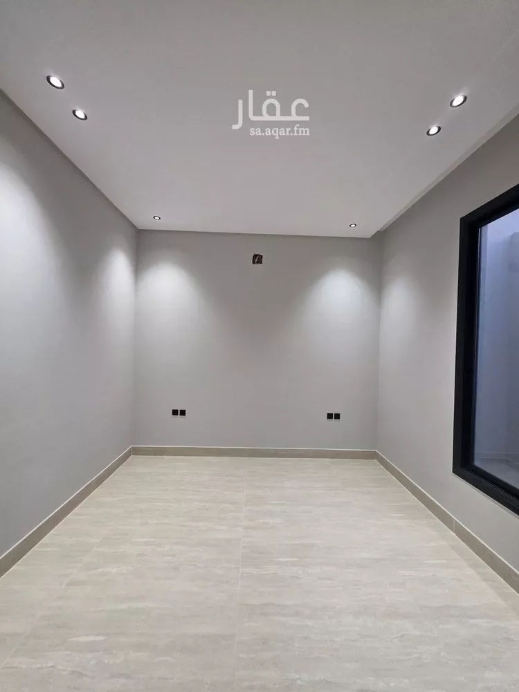 دور للبيع في شارع محمد صالح امام, حي العوالي, مدينة الرياض, منطقة الرياض 20