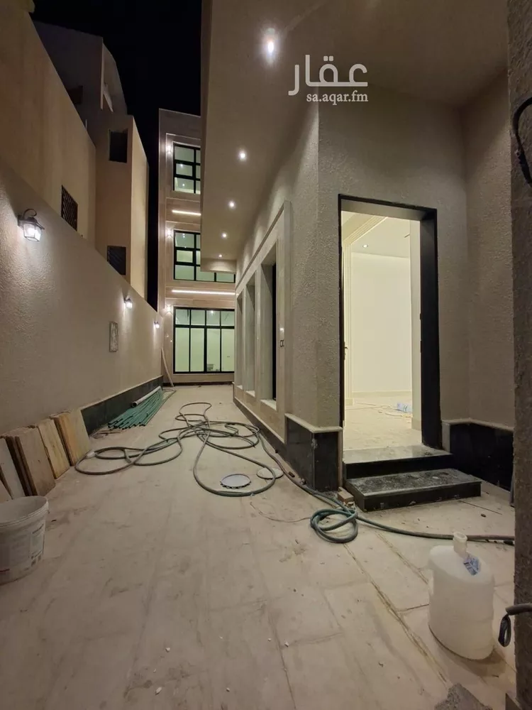 فيلا للبيع في شارع المشتل, حي ظهرة لبن, مدينة الرياض, منطقة الرياض صورة 3