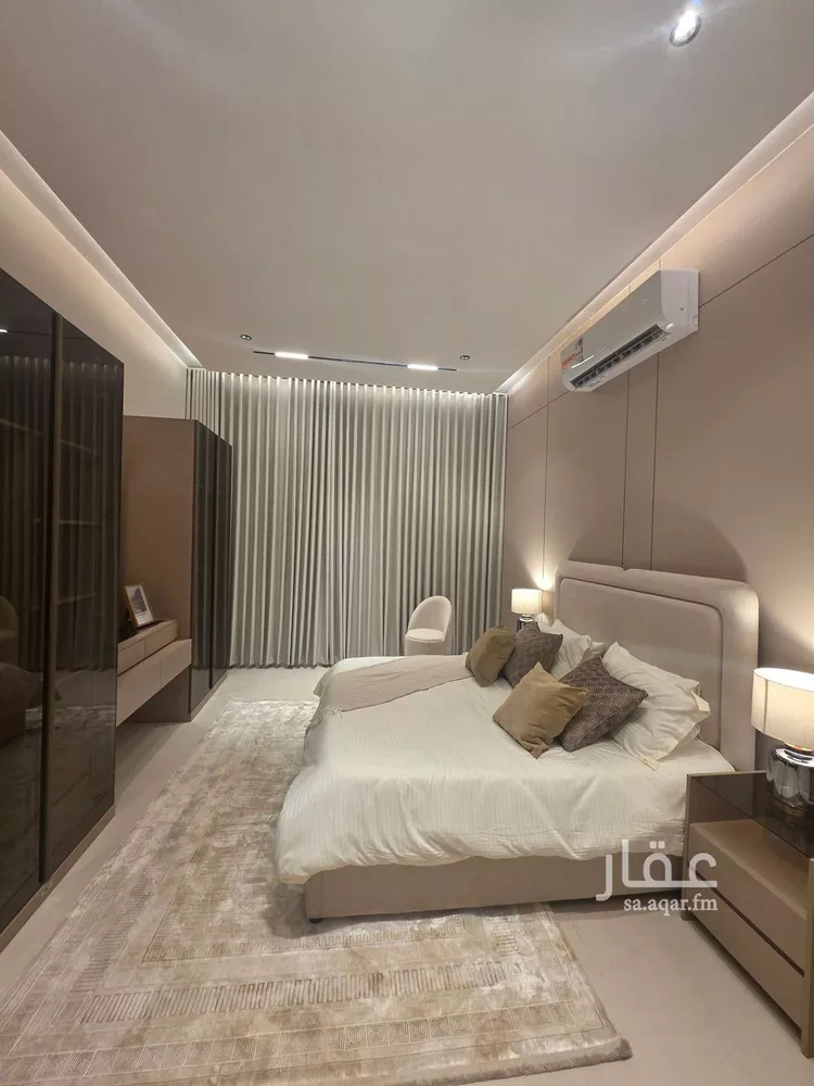 Floor for Sale in Riyadh Okaz 15