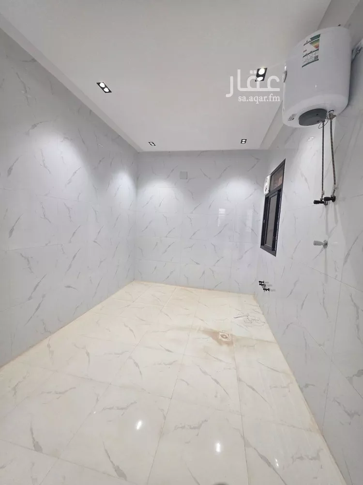 دور للبيع في شارع روضة عشيران, حي طيبة, مدينة الرياض, منطقة الرياض 9
