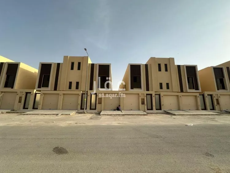 دور للبيع في شارع النفوذ, حي عكاظ, مدينة الرياض, منطقة الرياض صورة 2