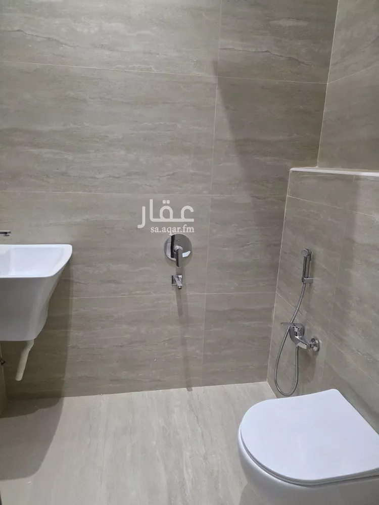 دور للبيع في شارع محمد صالح امام, حي العوالي, مدينة الرياض, منطقة الرياض 13