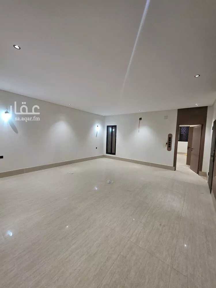 Floor for Sale in Riyadh Tuwaiq 9