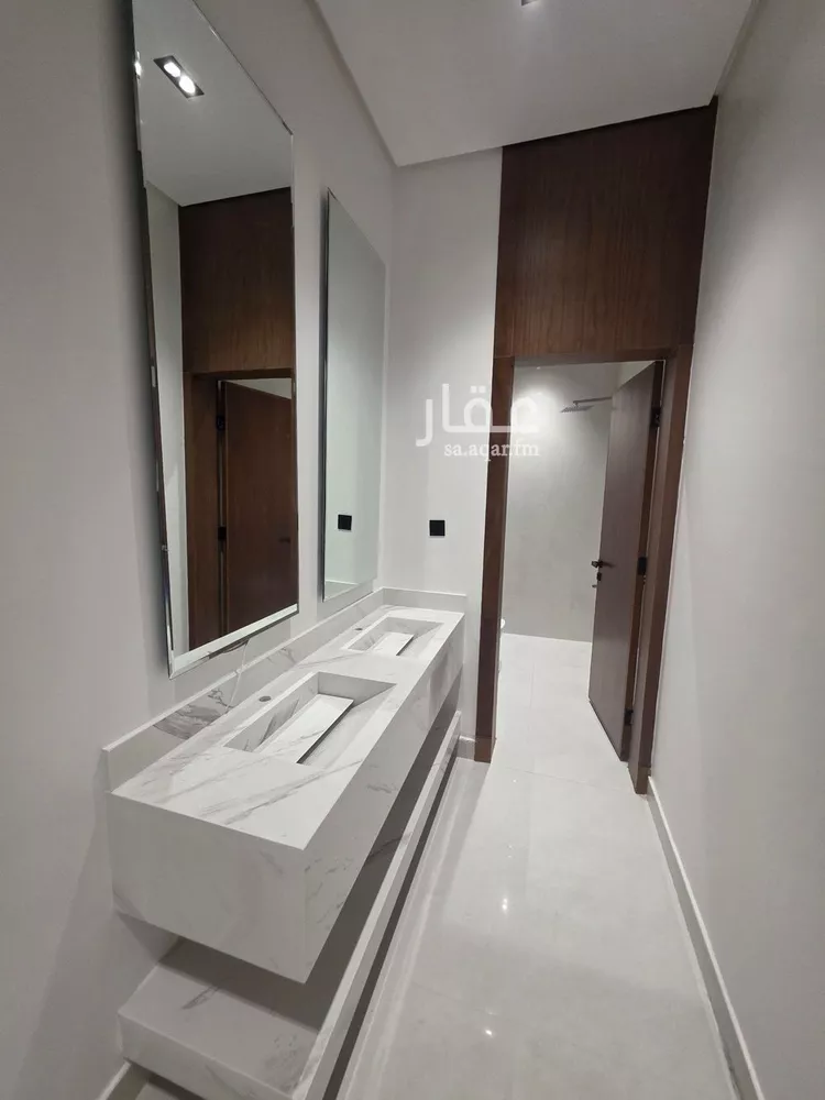 دور للبيع في شارع إسماعيل القسط, حي طويق, مدينة الرياض, منطقة الرياض 10