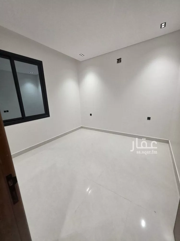 دور للبيع في شارع إسماعيل القسط, حي طويق, مدينة الرياض, منطقة الرياض 7