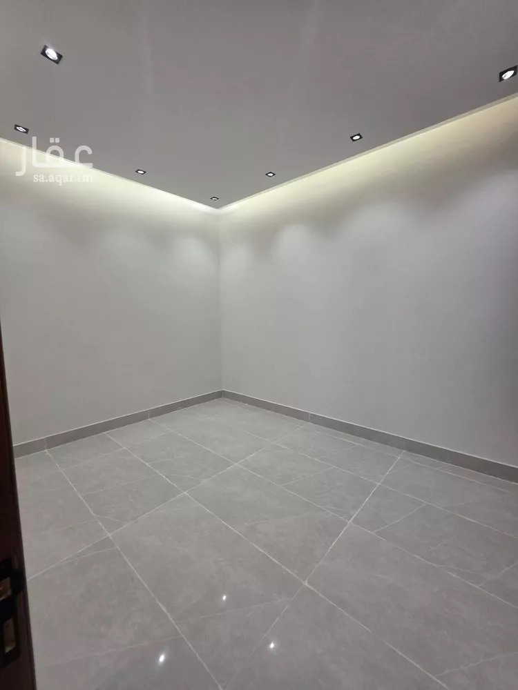 Floor for Sale in Riyadh Taiba 6