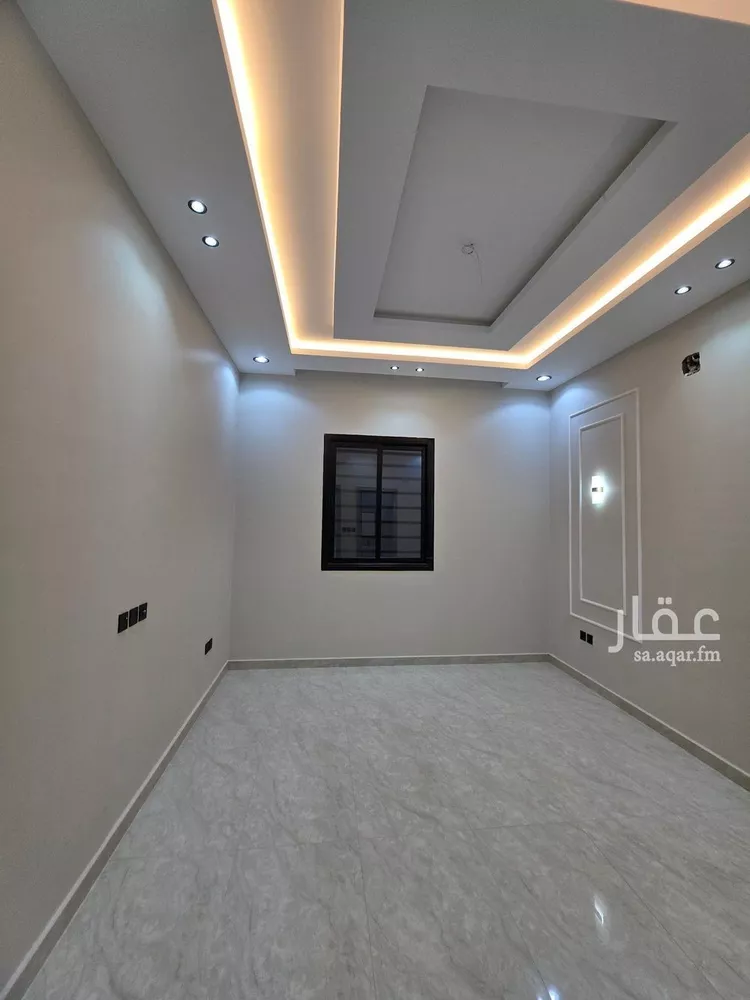 Floor for Sale in Riyadh Okaz 15
