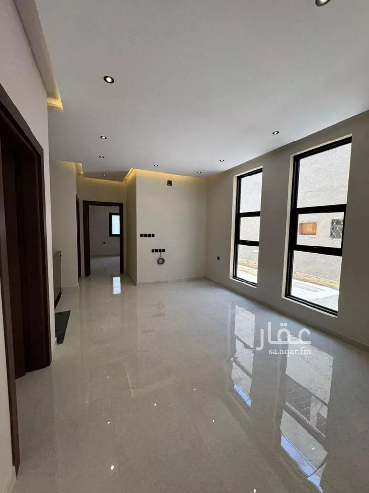 فيلا للبيع في شارع حميدة الإبراهيمي, حي العوالي, مدينة الرياض, منطقة الرياض 12