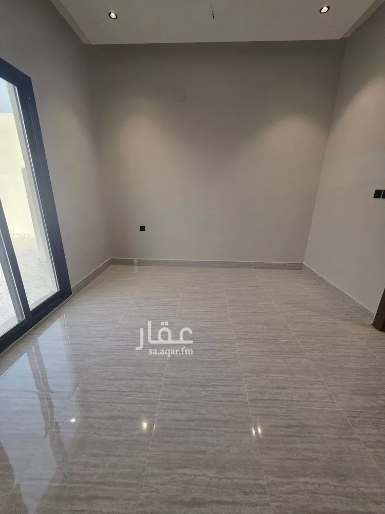 Floor for Sale in Riyadh Ash Sharq 10