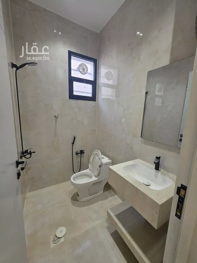 دور للبيع في شارع روضة عشيران, حي طيبة, مدينة الرياض, منطقة الرياض 11
