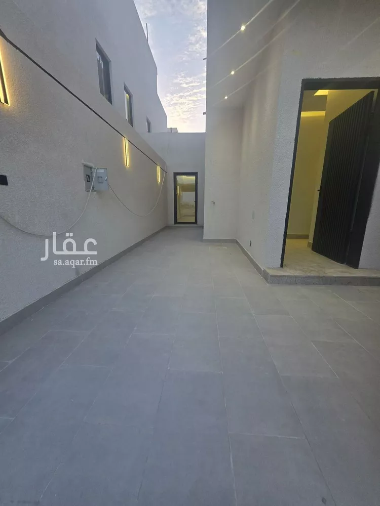 دور للبيع في شارع الحاتمي, حي ديراب, مدينة الرياض, منطقة الرياض صورة 2