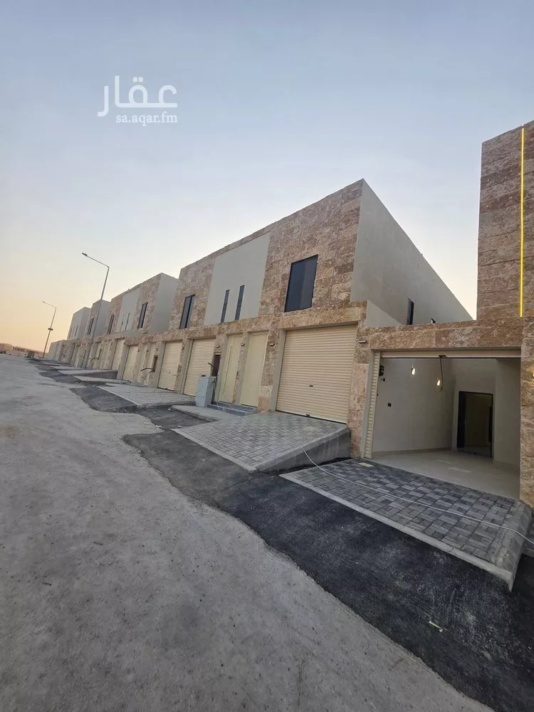 دور للبيع في شارع الحزمة, حي ديراب, مدينة الرياض, منطقة الرياض