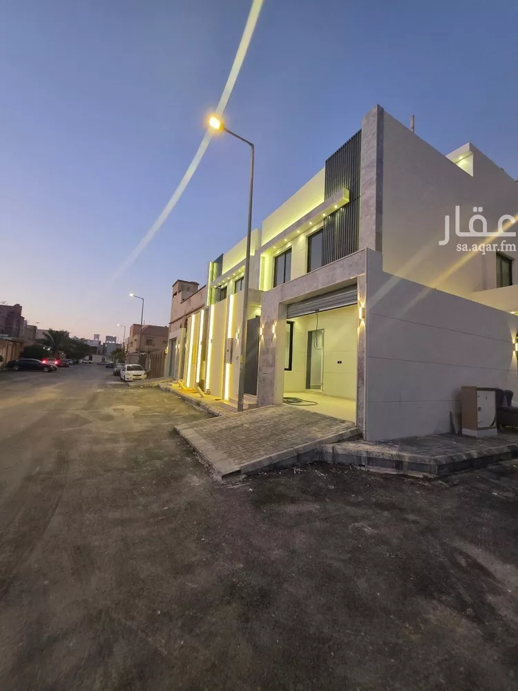 فيلا للبيع في شارع ساجر, حي العريجاء الغربي, مدينة الرياض, منطقة الرياض صورة 2