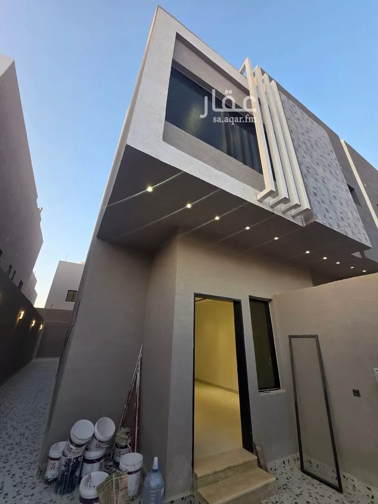 دور للبيع في شارع السدار, حي طيبة, مدينة الرياض, منطقة الرياض صورة 3