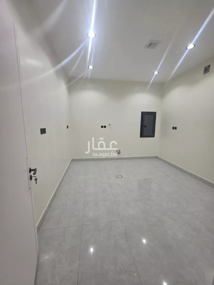 فيلا للبيع في شارع إبراهيم بن حسين, حي الرمال, مدينة الرياض, منطقة الرياض 17