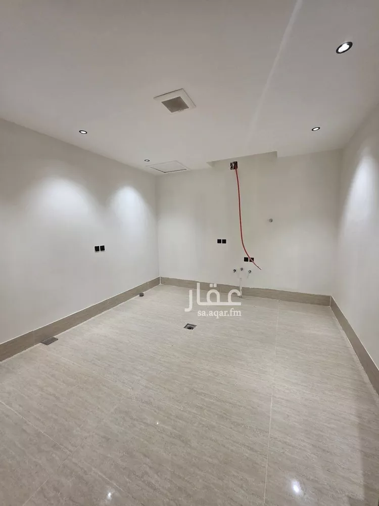 Floor for Sale in Riyadh Tuwaiq 7