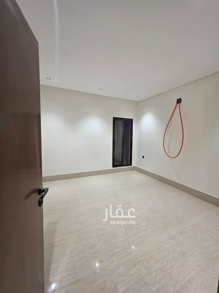 Floor for Sale in Riyadh Tuwaiq 18