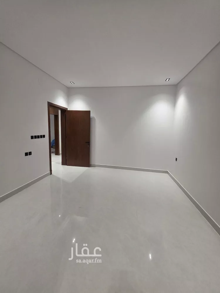 دور للبيع في شارع إسماعيل القسط, حي طويق, مدينة الرياض, منطقة الرياض 20