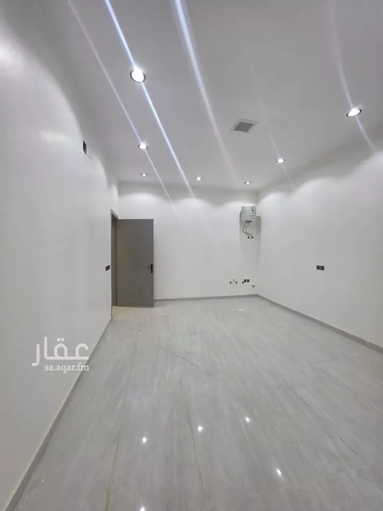 دور للبيع في شارع حمد الخطيب, حي البيان, مدينة الرياض, منطقة الرياض 6