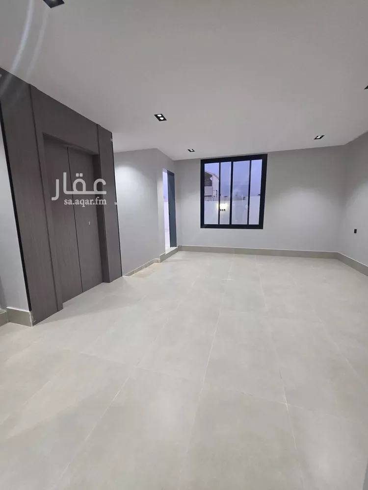 فيلا للبيع في شارع أحمد بن ناصر الباعوني, حي العريجاء الغربي, مدينة الرياض, منطقة الرياض 8