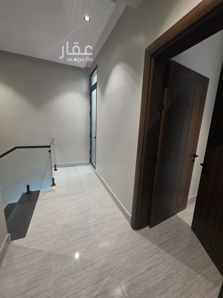 Floor for Sale in Riyadh Ash Sharq 7