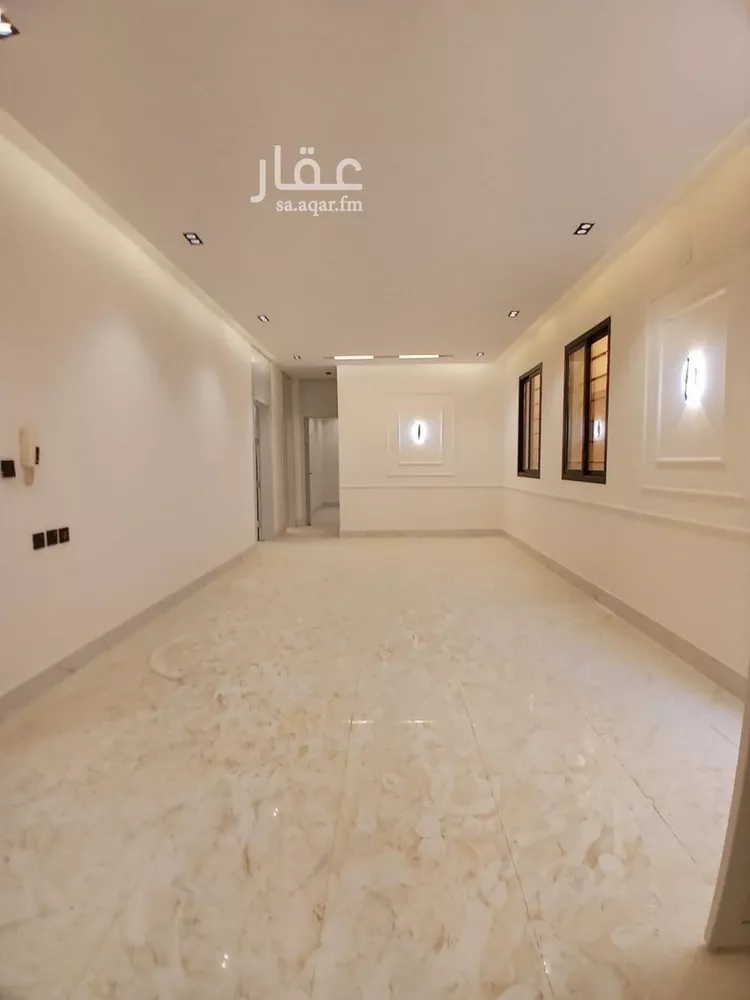 دور للبيع في شارع الصفا الملبد, حي طيبة, مدينة الرياض, منطقة الرياض 7