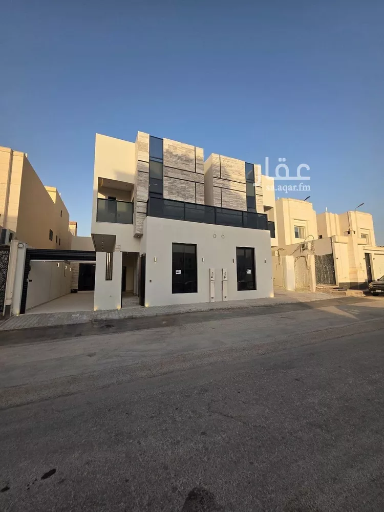 فيلا للبيع في شارع الحسن بن أحمد الجلال, حي المهدية, مدينة الرياض, منطقة الرياض