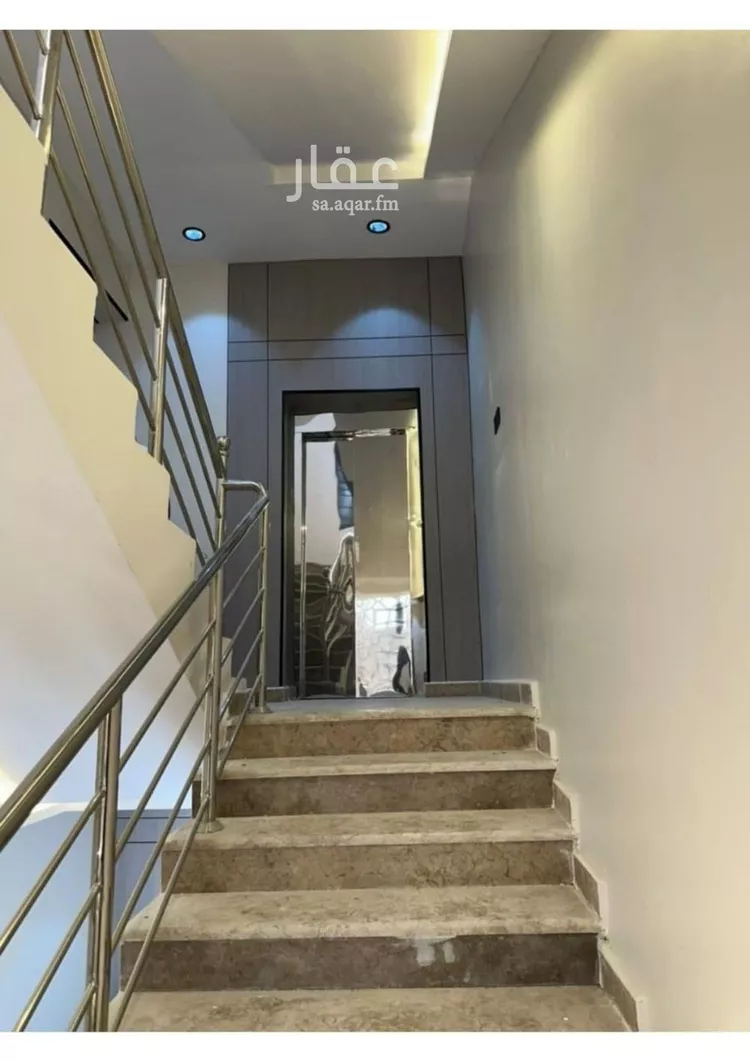 دور للبيع في شارع قتاده البصري, حي ديراب, مدينة الرياض, منطقة الرياض صورة 4