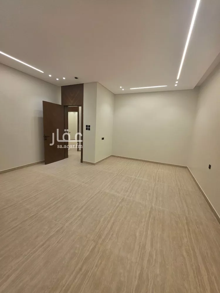 Floor for Sale in Riyadh Tuwaiq 13