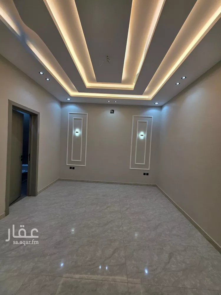 Floor for Sale in Riyadh Okaz 11
