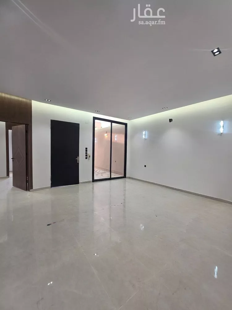 Villa for Sale in Riyadh Tuwaiq 6