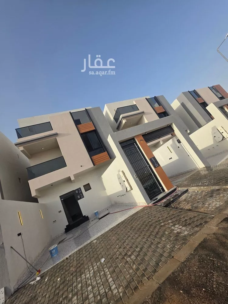 دور للبيع في شارع محمد بن الوليد بن خلف, حي المرجان, مدينة الرياض, منطقة الرياض صورة 2