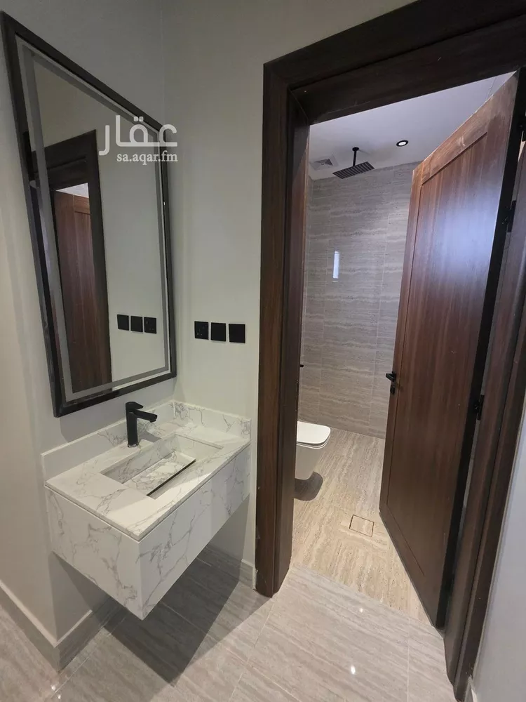 Floor for Sale in Riyadh Ash Sharq 6