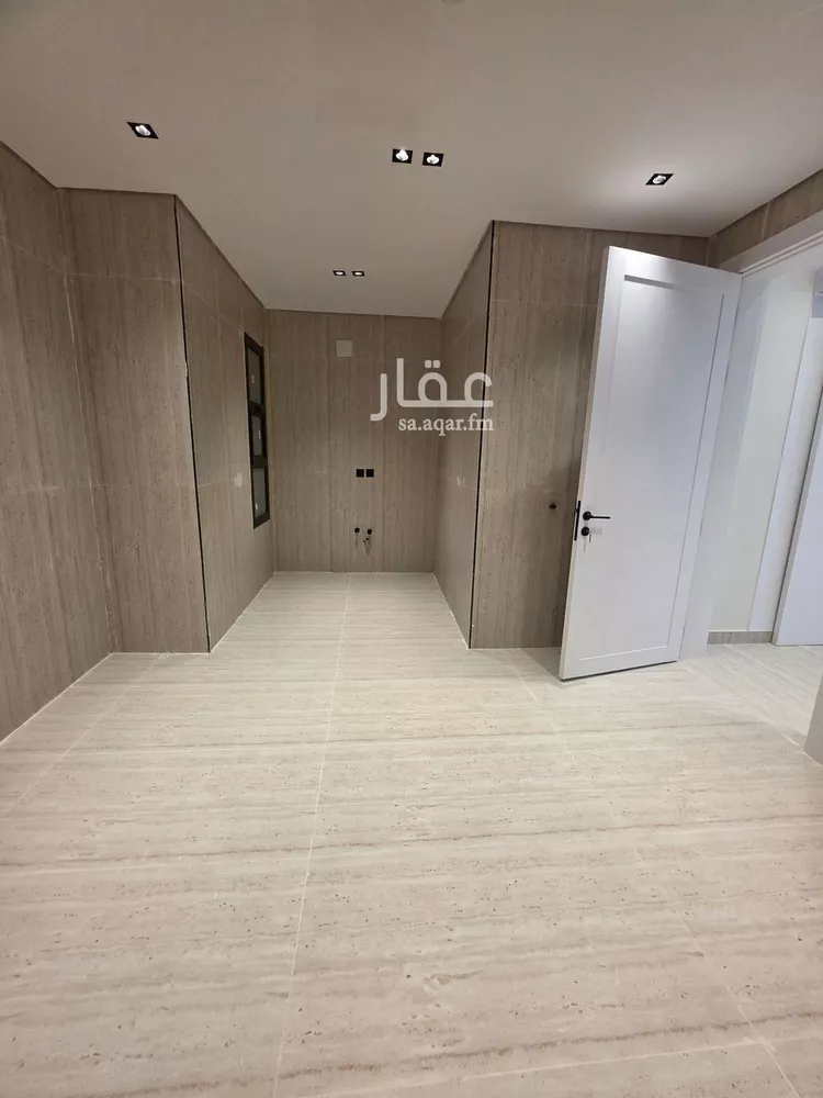 شقة للبيع في شارع الحسن بن الهيثم, حي عكاظ, مدينة الرياض, منطقة الرياض 11