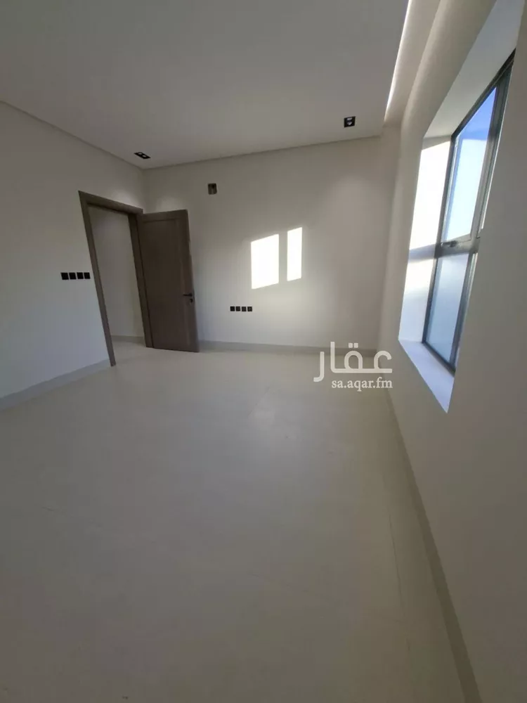 Floor for Sale in Riyadh Sultanah 12