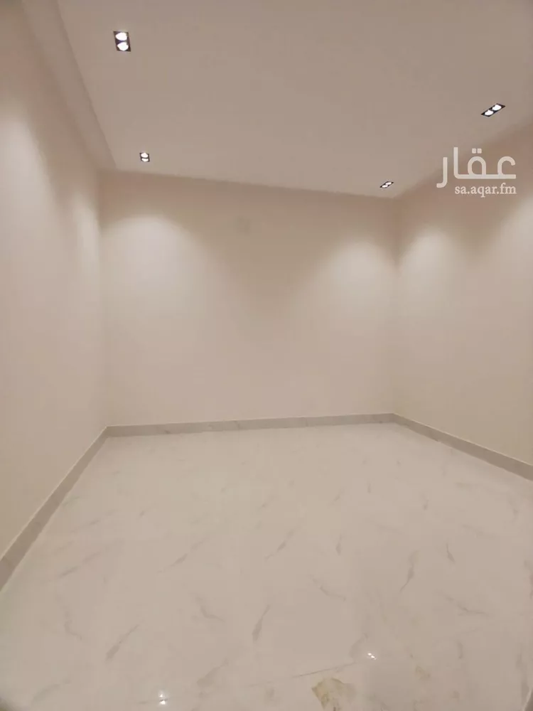 دور للبيع في شارع الصفا الملبد, حي طيبة, مدينة الرياض, منطقة الرياض 14