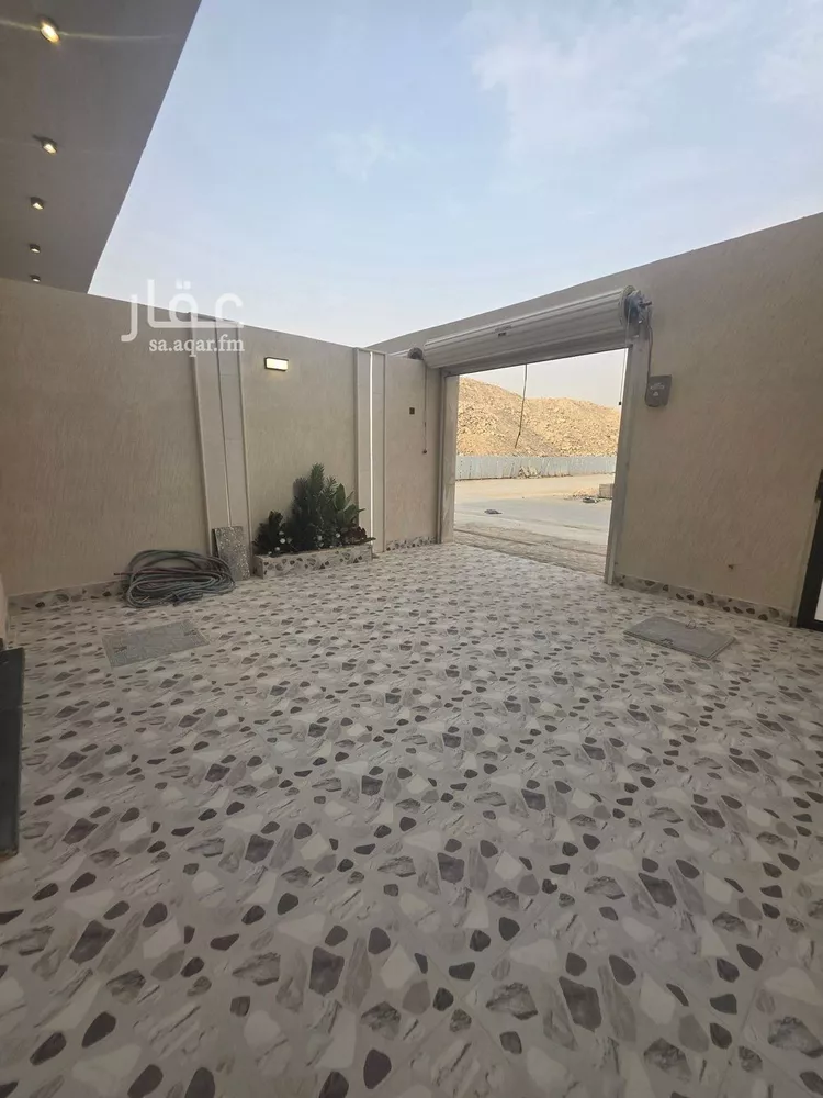 فيلا للبيع في شارع أبي إسحاق العسكري, حي طويق, مدينة الرياض, منطقة الرياض صورة 3
