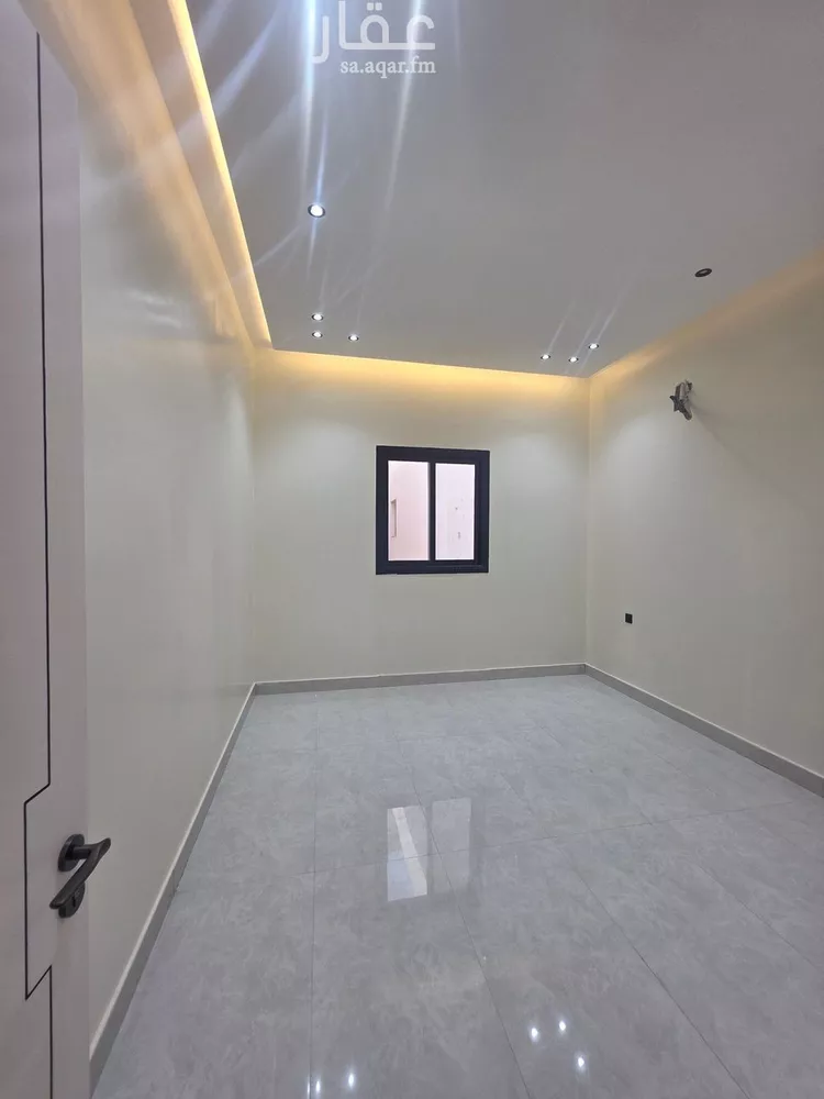 فيلا للبيع في شارع إبراهيم بن حسين, حي الرمال, مدينة الرياض, منطقة الرياض 15